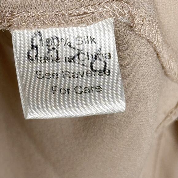 Parker XSmall XS Light Brown Beige Silk Split V Neck Blouse Roll Tab Sleeves - Picture 8 of 11